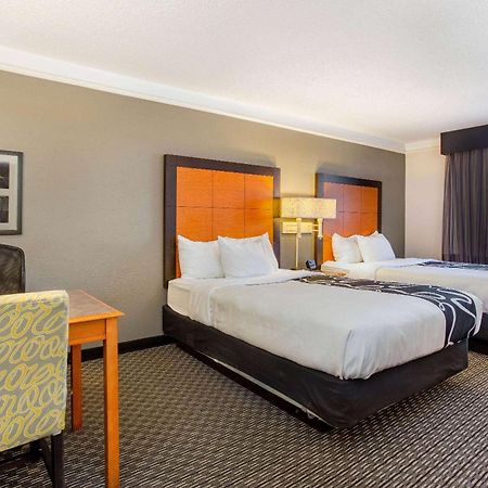 La Quinta Inn By Wyndham Champaign Zewnętrze zdjęcie