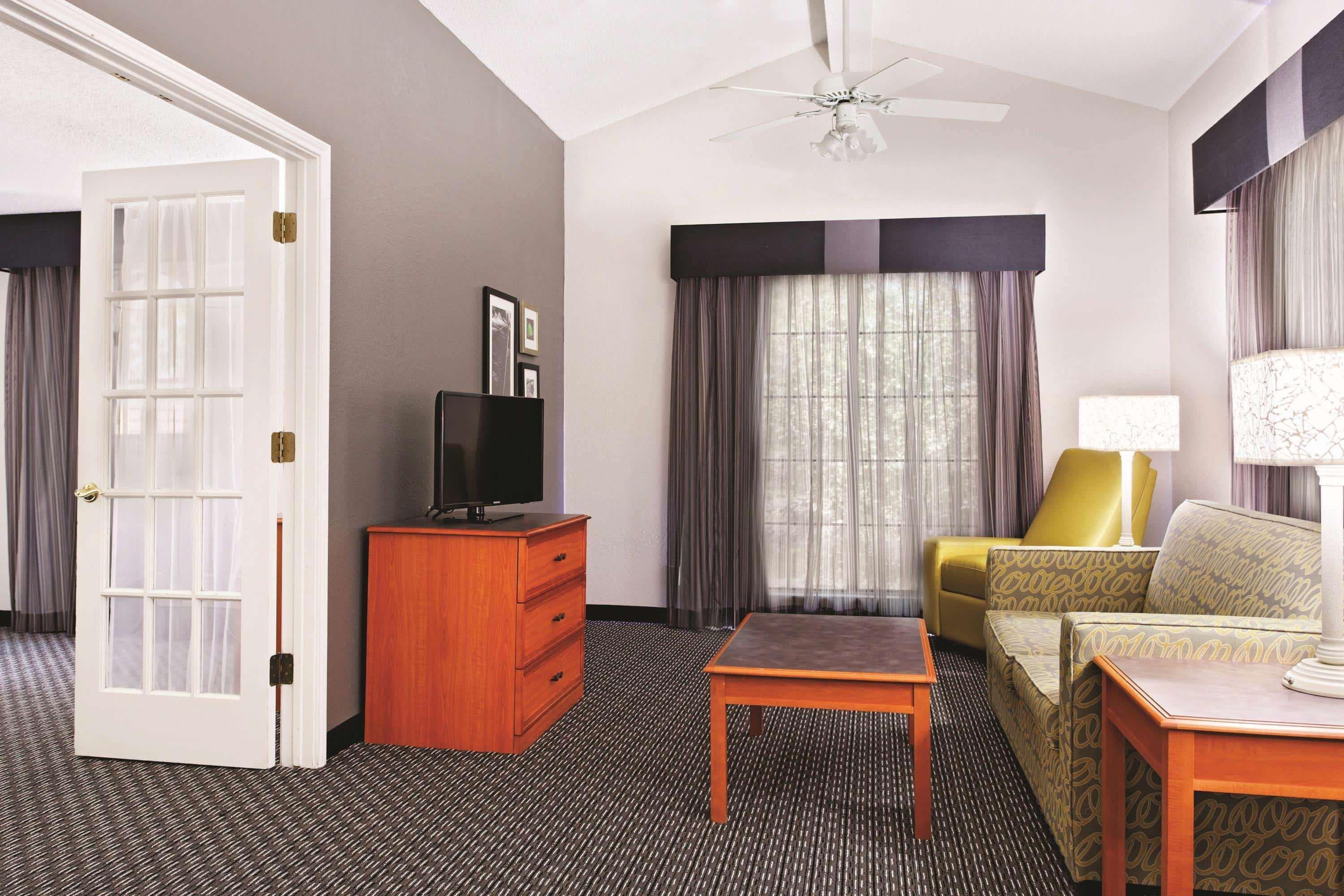 La Quinta Inn By Wyndham Champaign Zewnętrze zdjęcie