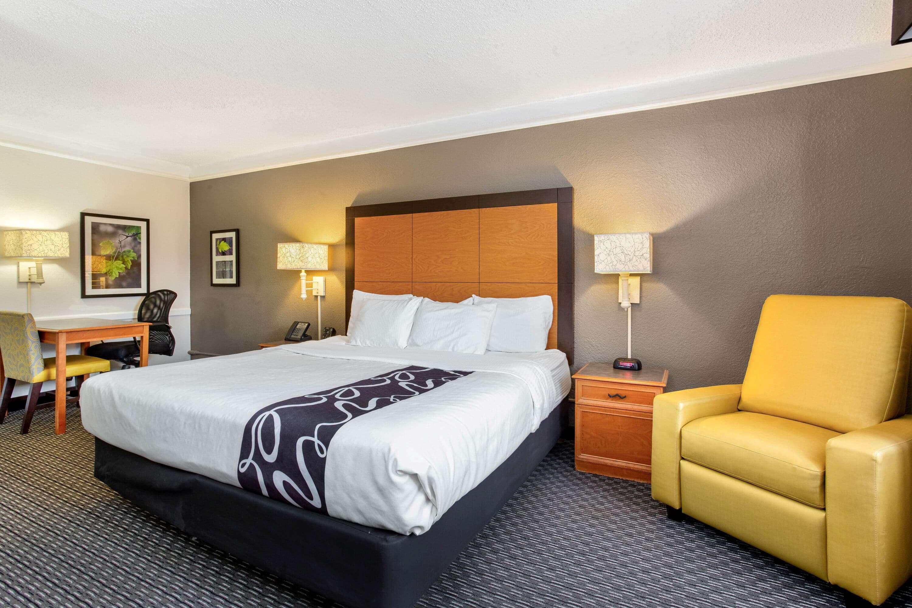 La Quinta Inn By Wyndham Champaign Zewnętrze zdjęcie