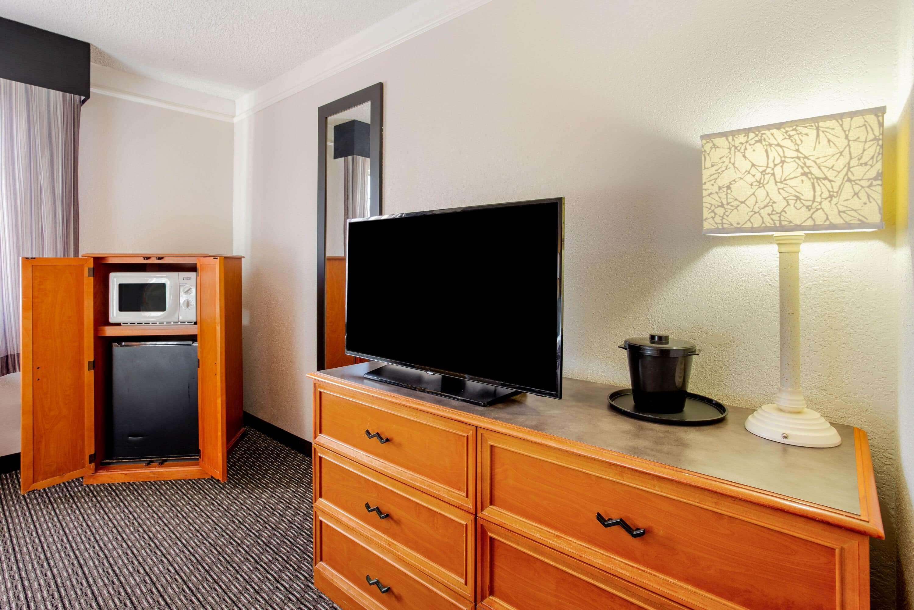 La Quinta Inn By Wyndham Champaign Zewnętrze zdjęcie
